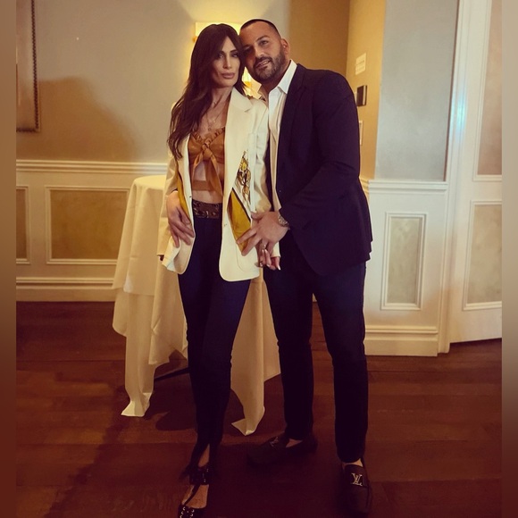 Meet your Posher, Kiki - Picture 6 of 16